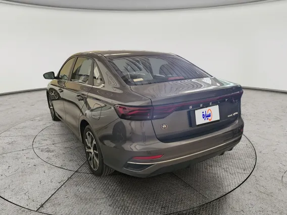 Geely Emgrand GF 2025 