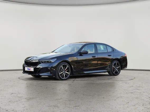 BMW 5 Series 520i M  2026 
