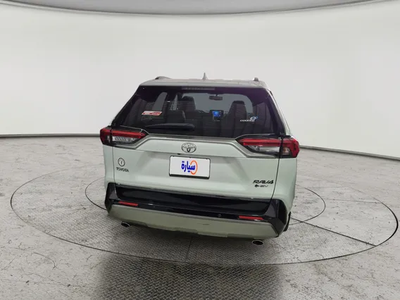 Toyota RAV4 XLE HEV 2025 