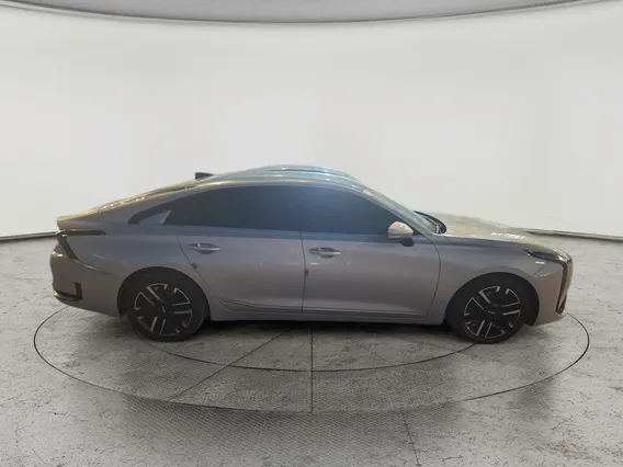Kia K8 EX 2025 