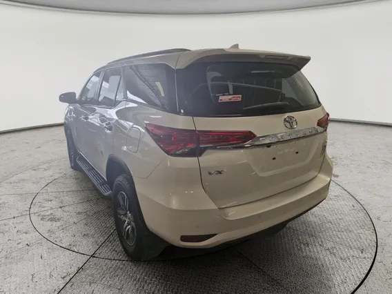 Toyota Fortuner VX 2022 دبل