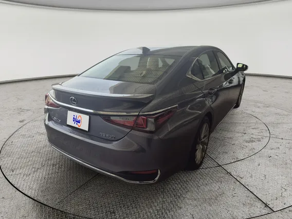 Lexus ES 250 2019 