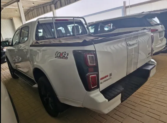ايسوزو دي ماكس GT 2024 دبل