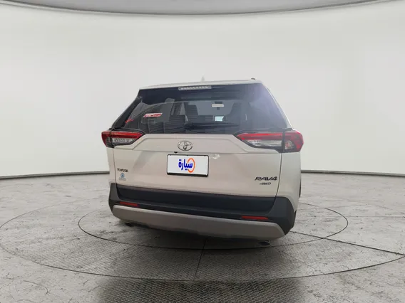 Toyota RAV4 GLE 2025 