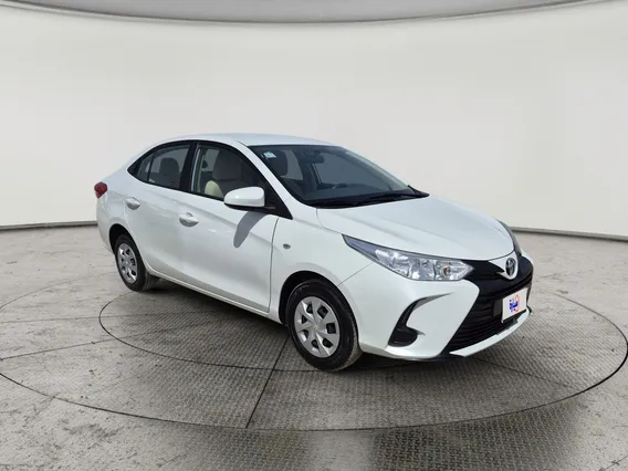 Toyota Yaris  Y 2021 