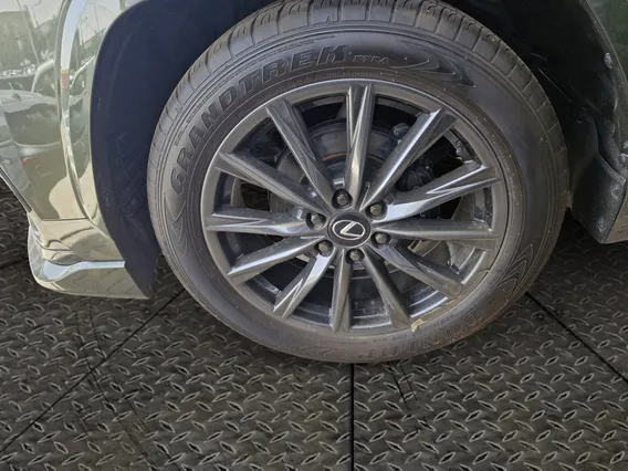 Lexus LX 600 2025 