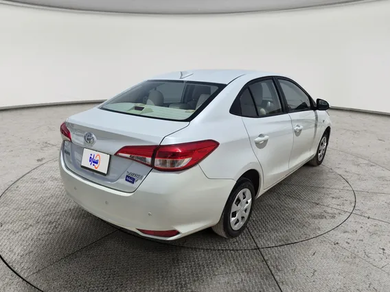 Toyota Yaris  Y 2022 