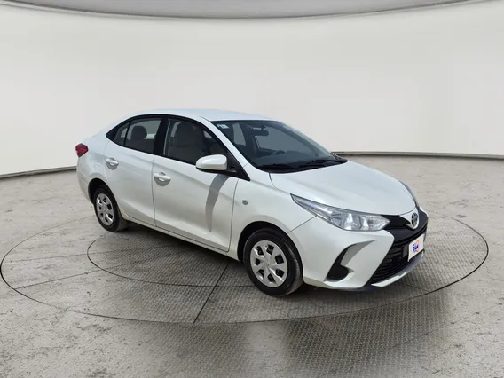 Toyota Yaris  Y 2022 