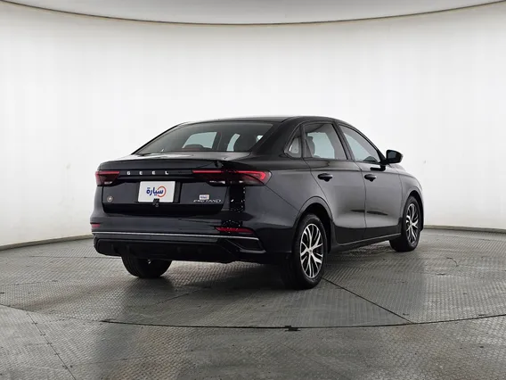 Geely Emgrand GS 2023 