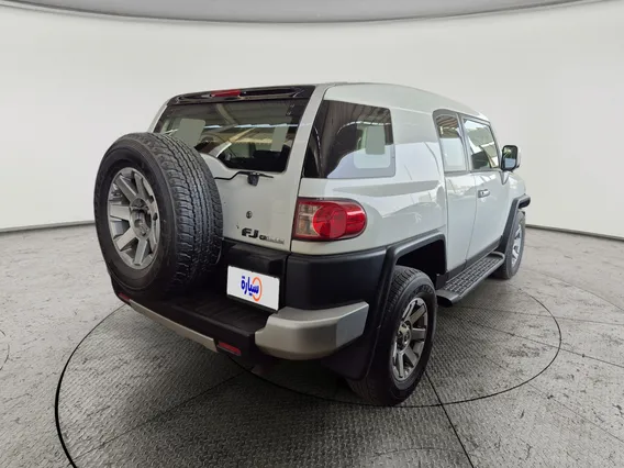 تويوتا اف جي FJ Cruiser 2023 دبل