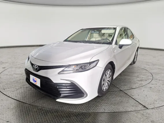 Toyota Camry  LE 2022 