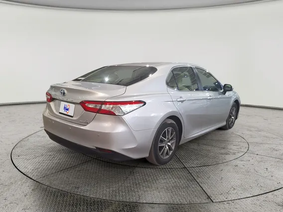 Toyota Camry  LE HEV 2020 