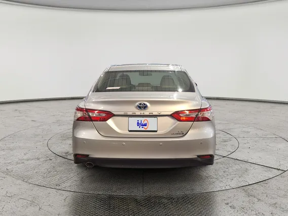 Toyota Camry  LE HEV 2020 
