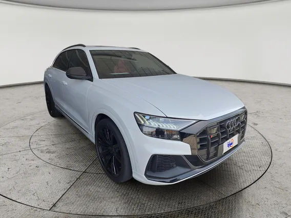 Audi Q8 S Line 2023 