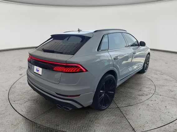 Audi Q8 S Line 2023 