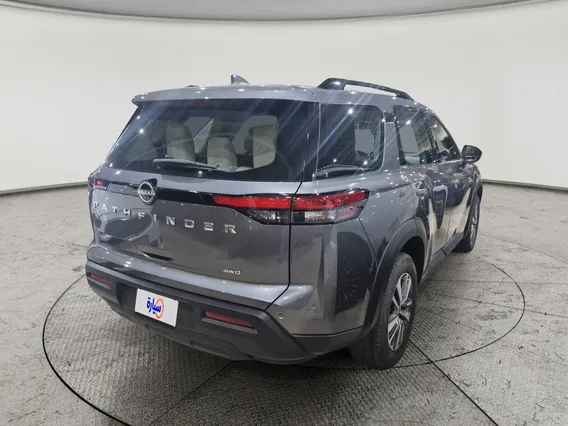 Nissan Pathfinder S 2023 