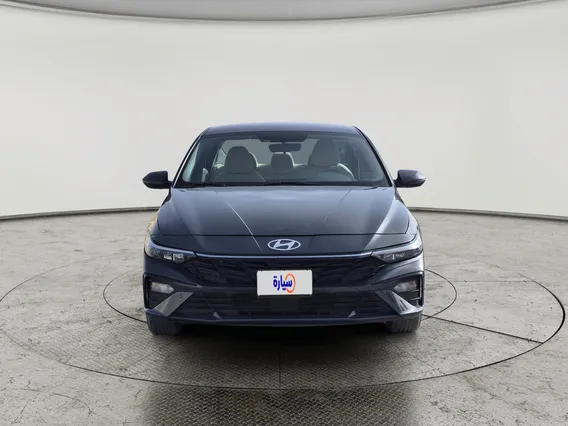 Hyundai Elantra Smart 2024 