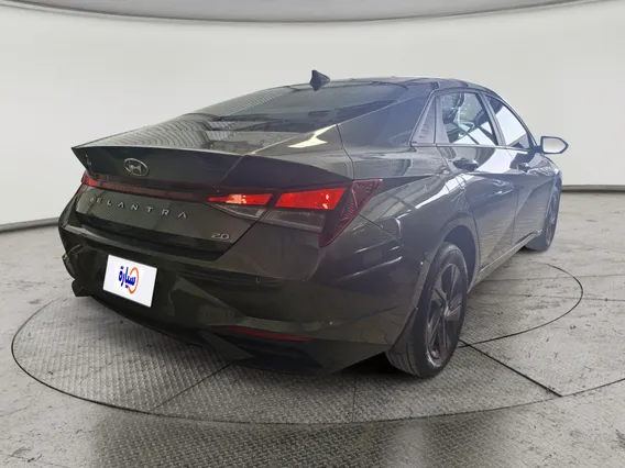 Hyundai Elantra Smart 2023 