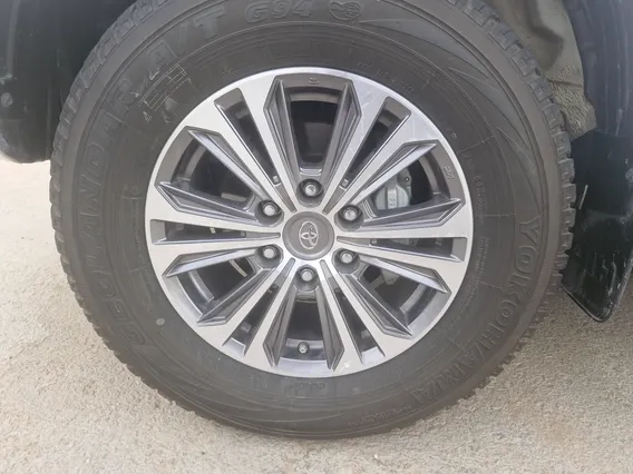 Toyota Hilux SGLX 2025 دبل