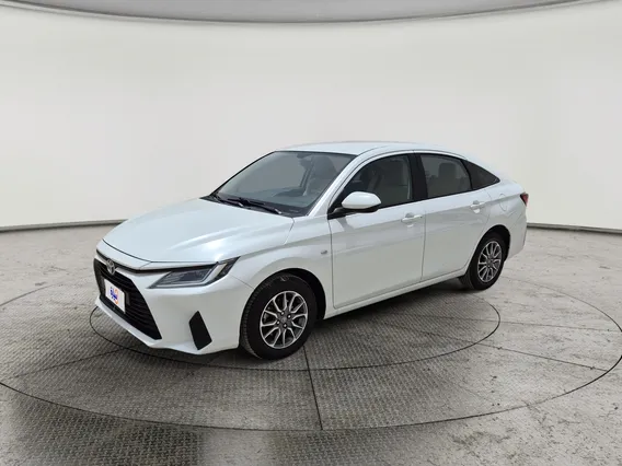 Toyota Yaris  Y 2024 