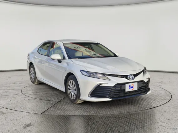 Toyota Camry  LE 2024 