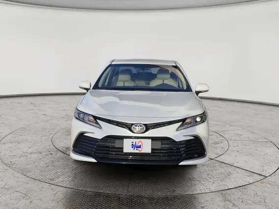 Toyota Camry  LE 2024 