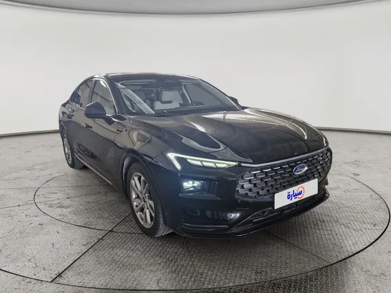 Ford Taurus Trend 2023 