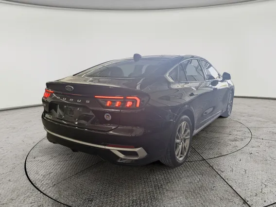 Ford Taurus Trend 2023 