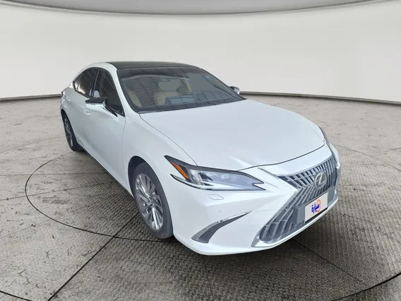 Lexus ES 250 2025 