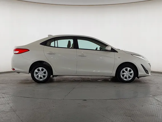 Toyota Yaris  Y 2019 