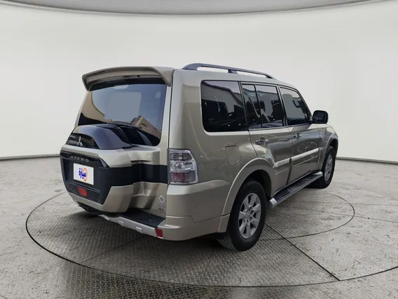 ميتسوبيشي باجيرو GLS 4Doors 2020 دبل