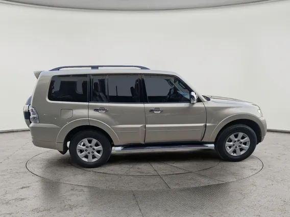 ميتسوبيشي باجيرو GLS 4Doors 2020 دبل