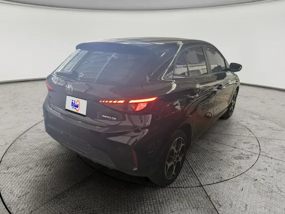 ام جي 3 LUX 2025 