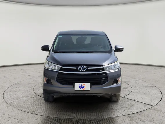 Toyota Innova GL 2022 