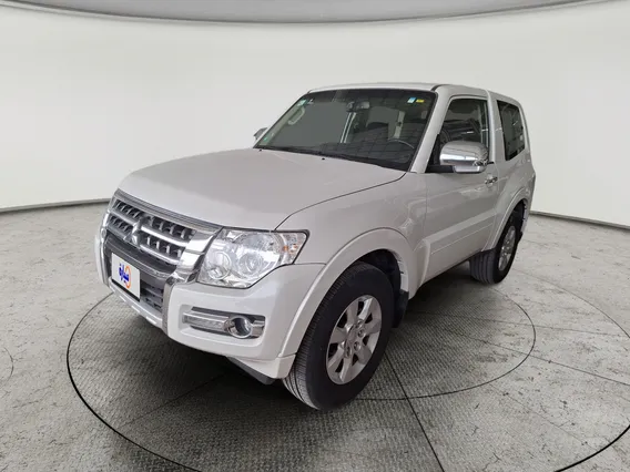 ميتسوبيشي باجيرو GLS 3Doors 2020 دبل