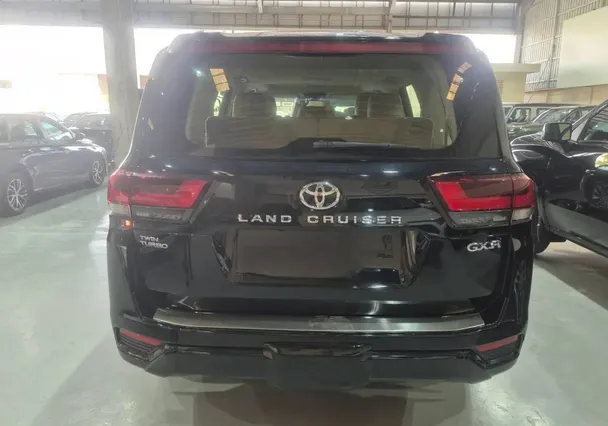 تويوتا لاندكروزر GXR 2024 دبل