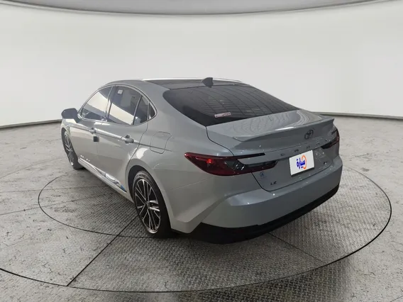 Toyota Camry  LE HEV 2026 