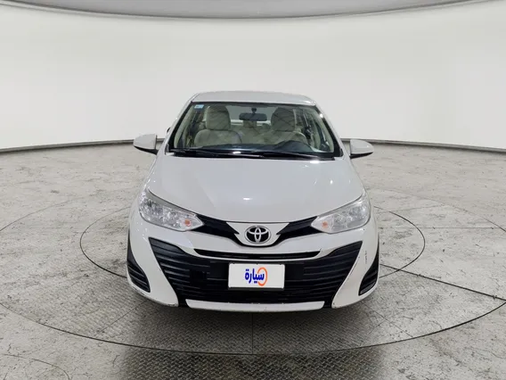 Toyota Yaris  Y Plus 2020 