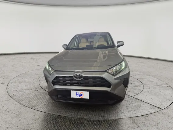 Toyota RAV4 LE 2021 