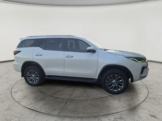 Toyota Fortuner VX 2022 دبل