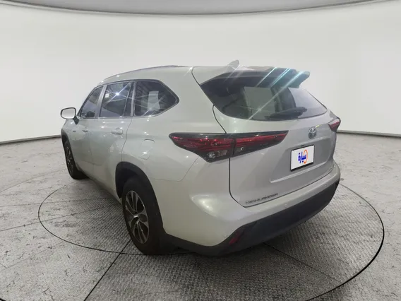 Toyota Highlander GLE 2023 
