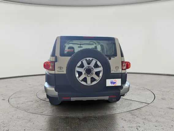 تويوتا اف جي FJ Cruiser 2023 دبل