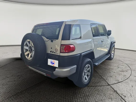 تويوتا اف جي FJ Cruiser 2023 دبل