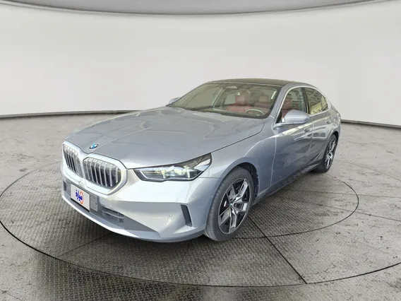 BMW 5 Series 520i 2024 