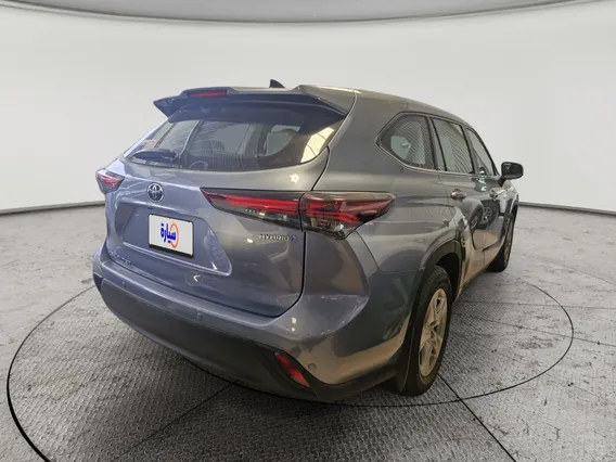 Toyota Highlander LE 2024 
