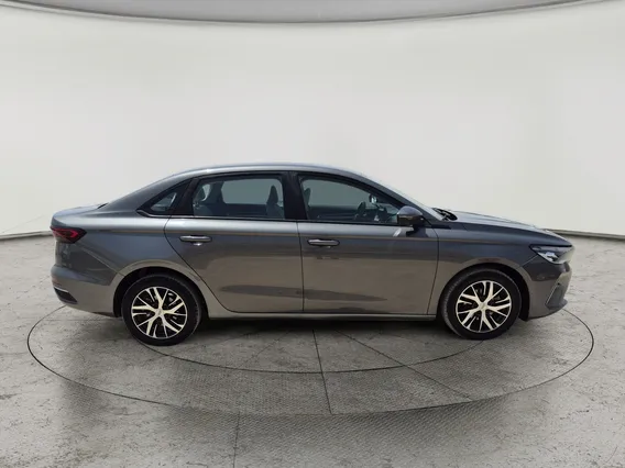 Geely Emgrand GS 2024 