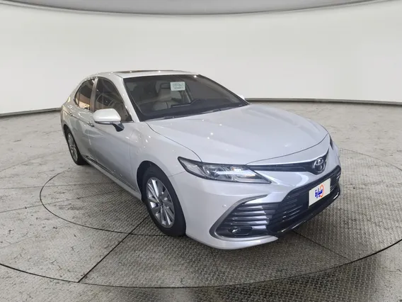 Toyota Camry  GLE 2024 