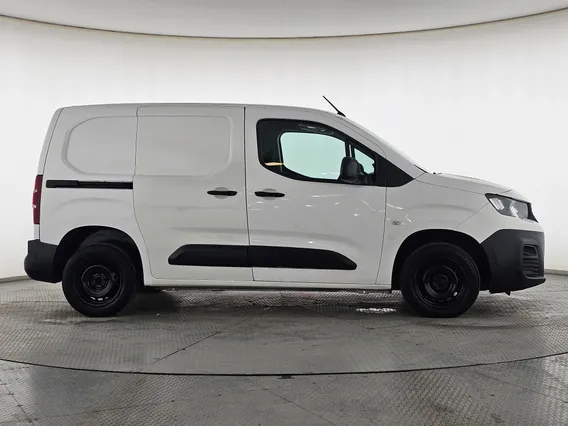 بيجو بارتنر Short van 2021 