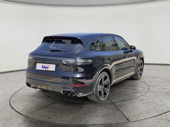 Porsche Cayenne GTS 2022 