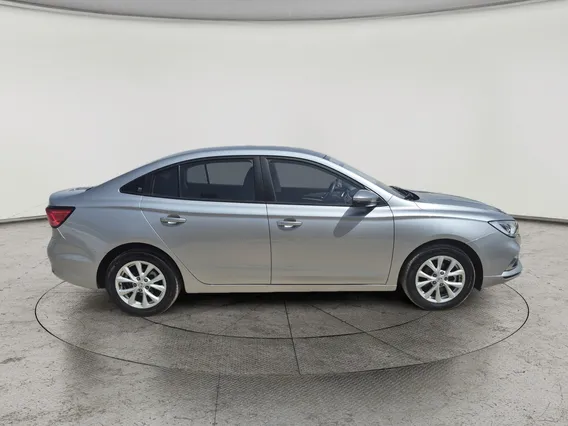 MG 5 STD 2025 